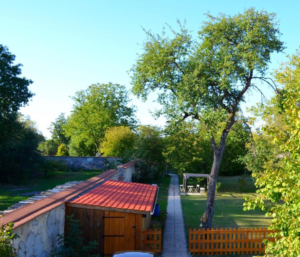 Le Gite Des Sureaux Rarécourt Exterior photo